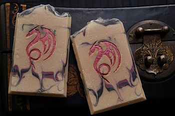 Bild "Seifen Galerie:Drachenseife-Beate7.jpg"